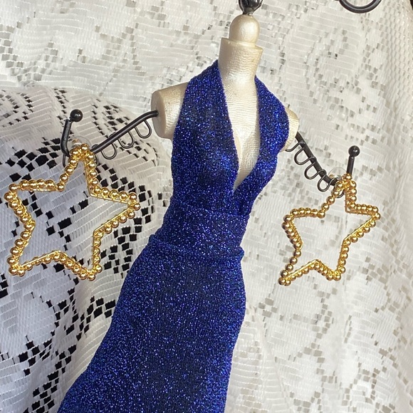 NWT SHINING BRIGHT GOLD METAL STAR EARRINGS SPECIAL FOR VALENTINE GIFT BIRTHDAY - Picture 11 of 12